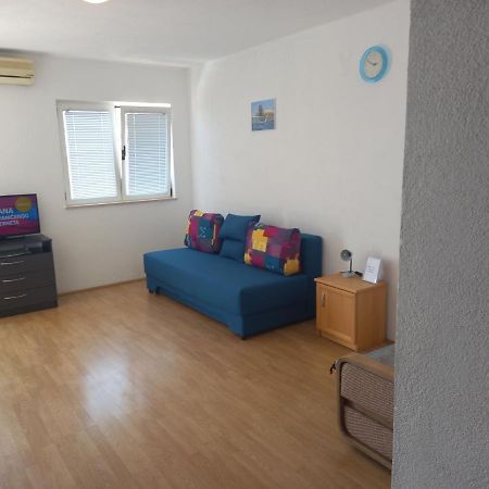 Apartments Sophie Макарска Экстерьер фото
